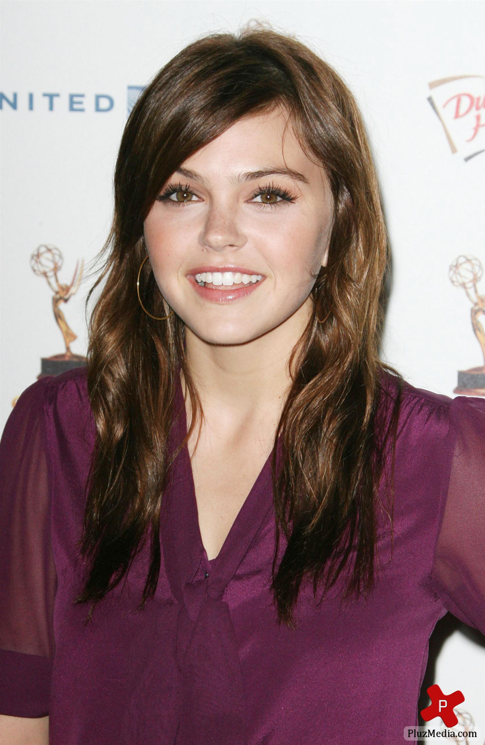 Aimee Teegarden - 63rd Annual Primetime Emmy Awards Cocktail Reception photos | Picture 79106